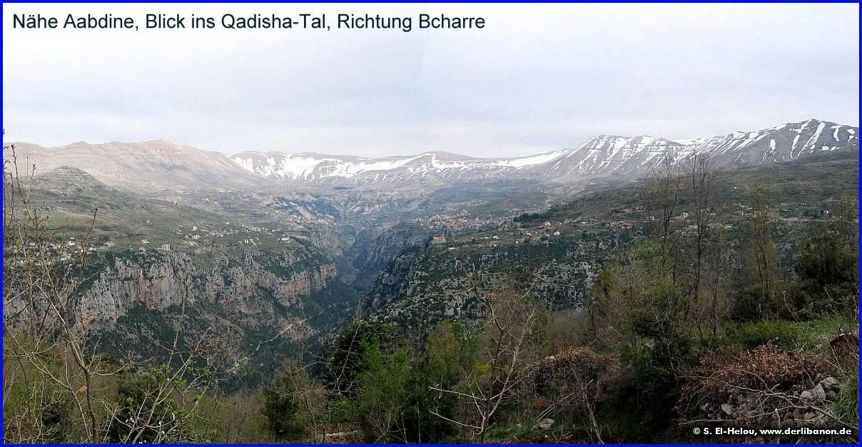 Libanon: Das tief eingeschnittene Qadisha-Tal mit der abschließenden Gebirgskette im Hintergrund